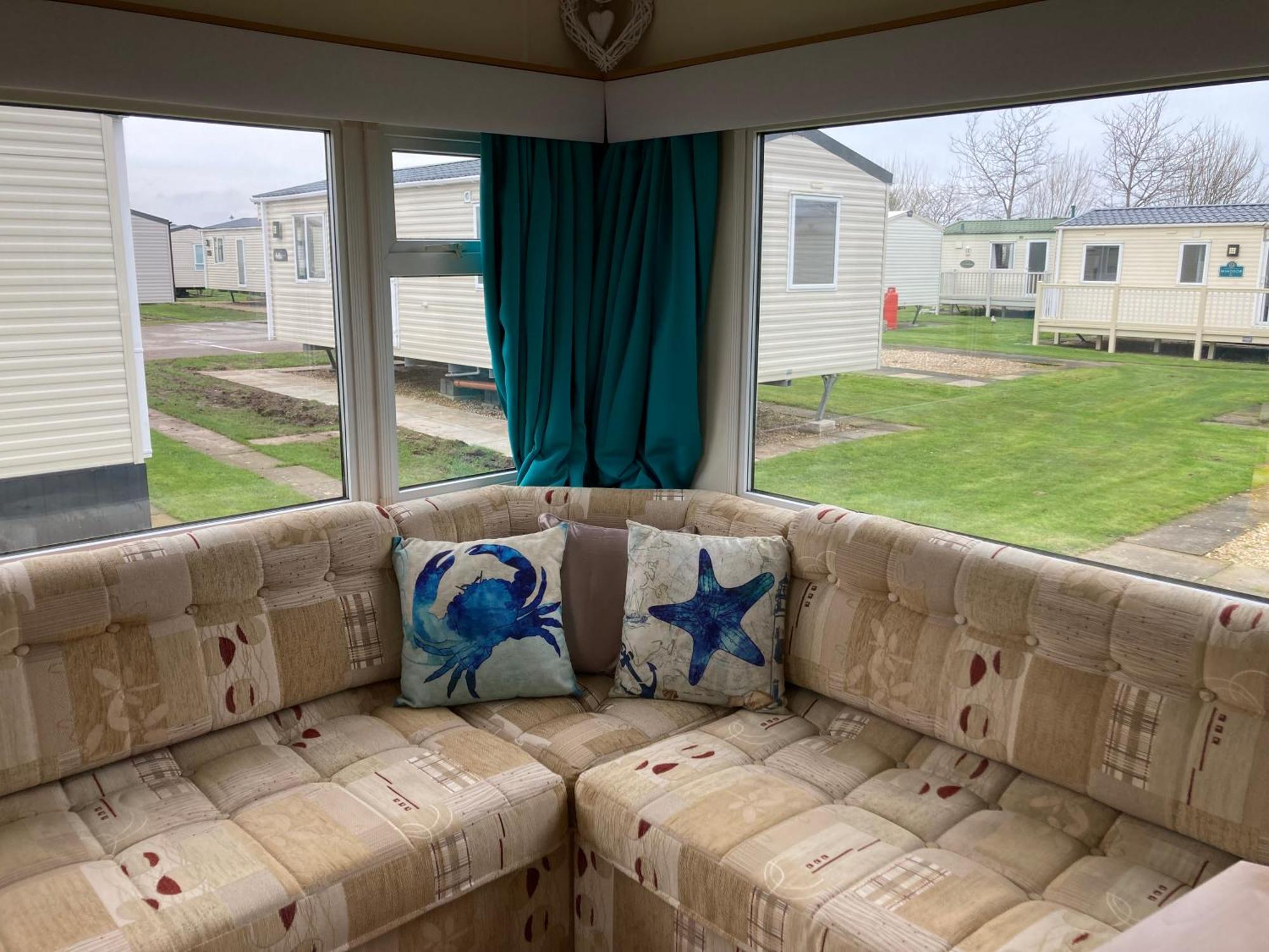 Pet Friendly Holiday Home On Golden Palm Skegness Exterior foto