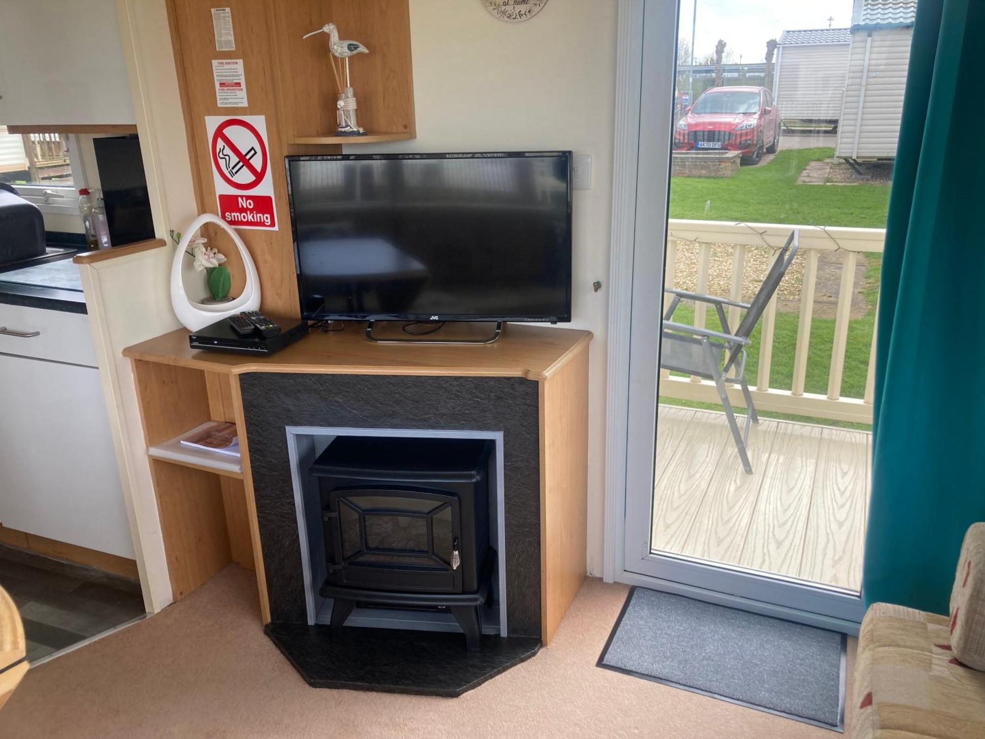 Pet Friendly Holiday Home On Golden Palm Skegness Exterior foto
